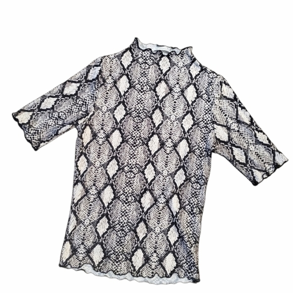 Caution To The Wind Snakeskin Print Top Sz Small